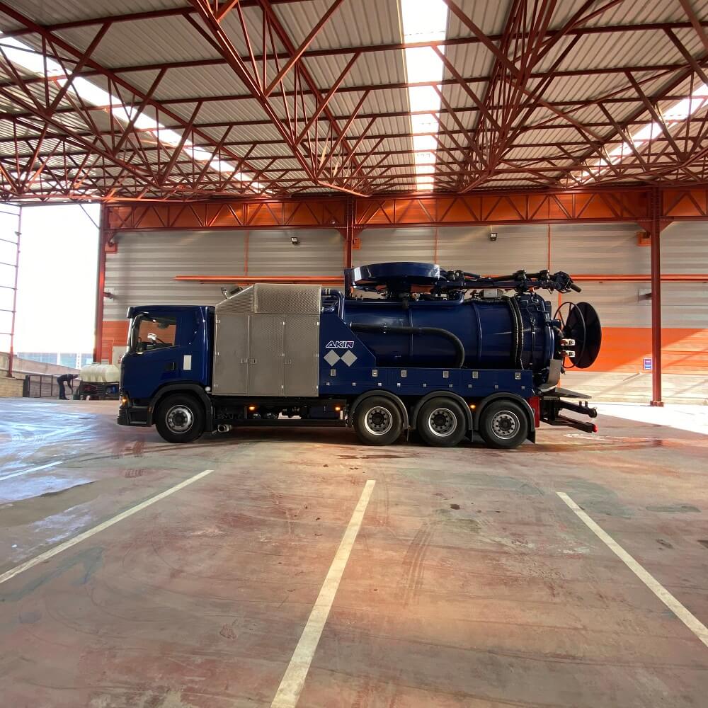 ADR VACUUM & COMBI TRUCKS - Kasler